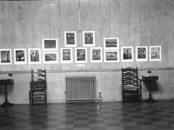 RECORD DATE NOT STATED Exhibition of Arnold Genthe photographs at the Guild Hall, East Hampton, Long Island, 1933. Creator: Arnold Genthe. Copyright:x HeritagexImagesx IMAGO ,2958758 ! ACHTUNG: AUFNAHMEDATUM GESCHÄTZT!  Copyright: HeritagexImagesx IMAGO