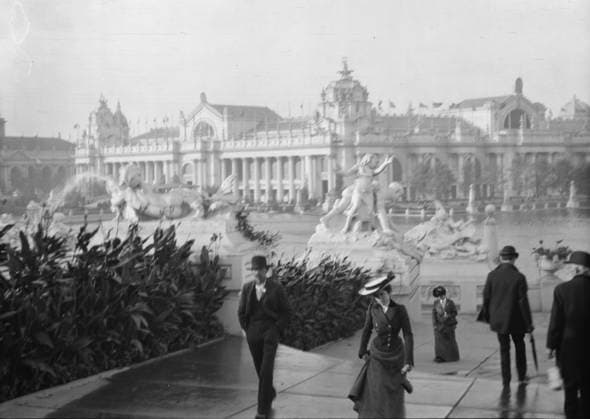 RECORD DATE NOT STATED St Louis World s Fair, 1904. Creator: Arnold Genthe. Copyright:x HeritagexImagesx IMAGO ,2958789 ! ACHTUNG: AUFNAHMEDATUM GESCHÄTZT!  Copyright: HeritagexImagesx IMAGO