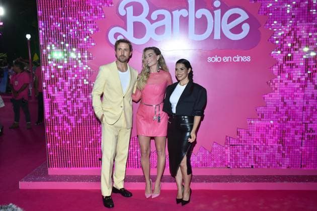 Barbie Pink Carpet July 6, 2023, Mexico City, Mexico: (L-R) Ryan Gosling, Margot Robbie and America Ferrera attend the pink carpet for Barbie at Toreo Parque Central. on July 6, 2023 in Mexico City, Mexico. (Photo by Carlos Tischler Eyepix Group) Copyright: xCarlosxTischler xEyepixxGroupx CT_06072023_95883