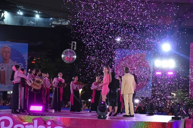 Barbie Pink Carpet July 6, 2023, Mexico City, Mexico: Ryan Gosling, Margot Robbie and America Ferrera listen to mariachis during the pink carpet for Barbie at Toreo Parque Central. on July 6, 2023 in Mexico City, Mexico. (Photo by Carlos Tischler Eyepix Group) Copyright: xCarlosxTischler xEyepixxGroupx CT_06072023_95910
