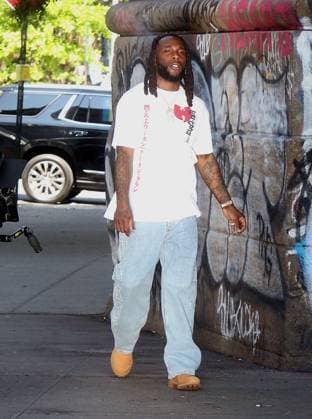 Burna Boy shooting music video on location in Soho, New York City. Featuring: Burna Boy Where: New York, United States When: 06 Jul 2023 Credit: Roger Wong INSTARimages Copyright: xRogerxWongx 52874871 EDITORIAL USE ONLY. NOT FOR USE BY NEWSPAPERS BASED IN THE UK.