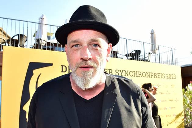 German Dubbing Award 2023 Torsten Sträter, German comedian, cabaret artist and slam poet as well as writer, audio book speaker and voice actor arrival, to the 4 German Dubbing Award 2023 at the TIPI in Berlin on 07 07 2023 Photopress Mueller Photopress Mueller