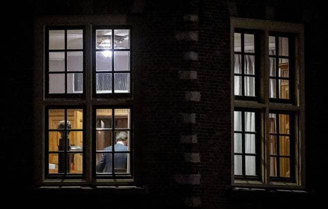 Bilder des Jahres 2023, News 07 Juli News Themen der Woche KW27 News Bilder des Tages THE HAGUE - Outgoing Prime Minister Mark Rutte leaves his office in the Torentje after the fall of his cabinet. VVD, CDA, D66 and ChristenUnie did not agree on measures to limit the influx of asylum seekers, which led to the fall of the Rutte IV cabinet. ANP ROBIN UTRECHT netherlands out - belgium out  Copyright: xx x473229355x originalFilename: 473229355.jpg