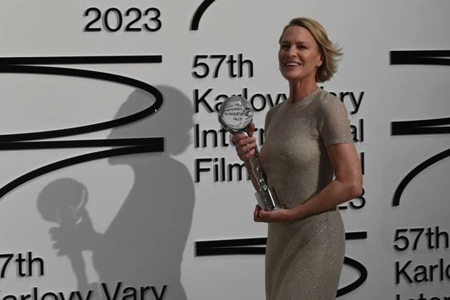 The last day of the 57th Karlovy Vary International Film Festival, 8 July 2023. American actress and director Robin Wright (photo) receives the President s Award of the Karlovy Vary International Film Festival from Jiri Bartoska (not seen). (CTKxPhoto SlavomirxKubes) CTKPhotoP2023070805174  CTKPhotoP2023070805174