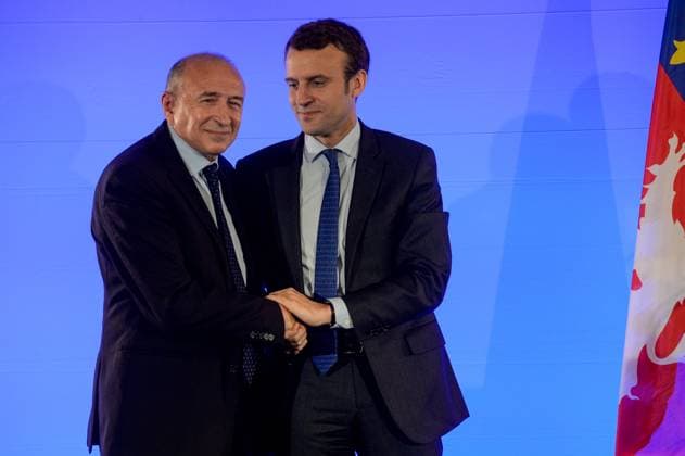 Emmanuel Macron Addresses Economic And Creative Forces - Lyon Minister of the Economy, Industry and the Digital Sector Emmanuel Macron shakes hands with Gerard Collomb, mayor of Lyon in front of economic and creative forces of the Territory at the City Hall of Lyon, France on June 2nd 2016. Photo by Julien Reynaud APS-Medias ABACAPRESS.COM Lyon France  Copyright: xReynaudxJulien APS-Medias ABACAx 549526_007 ReynaudxJulien APS-Medias ABACAx 549526_007