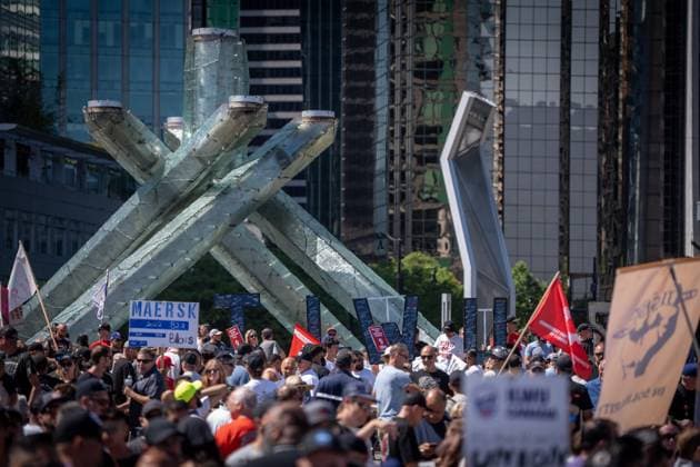 July 9, 2023, VANCOUVER, BC, CANADA: Striking port workers from the International Longshore and Warehouse Union Canada hold large letters while attending a rally in Vancouver, on Sunday, July 9, 2023. VANCOUVER CANADA  - ZUMAc35_ 20230709_zaf_c35_036 Copyright: xEthanxCairnsx
