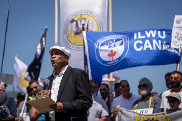 July 9, 2023, VANCOUVER, BC, CANADA: Willie Adams, International President of the International Longshore and Warehouse Union, speaks at a strike rally in Vancouver, on Sunday, July 9, 2023. VANCOUVER CANADA  - ZUMAc35_ 20230709_zaf_c35_045 Copyright: xEthanxCairnsx