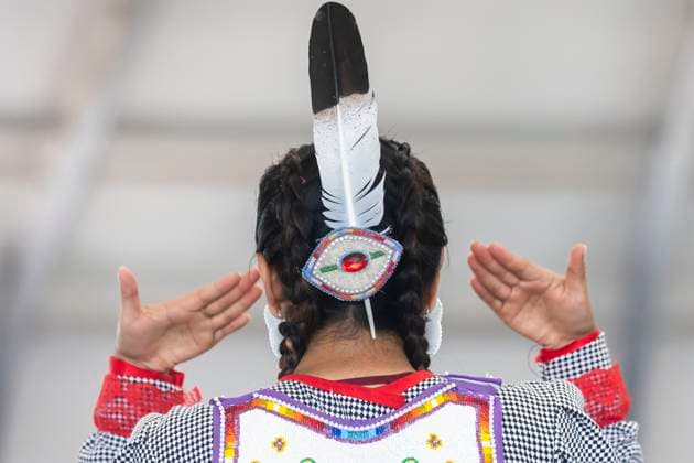 Enoch Cree Nation, Canada July 9, 2023 - Participants dance in traditional costumes called Regalia during the 29th Annual Enoch Cree Nation Pow Wow Competition on July 9, 2023 in Enoch Cree Nation, Canada. Pow Wow is the way native peoples come together to dance, sing, celebrate and honor traditions. From 1886 to 1951, the Canadian government banned the practice of Pow Wows ceremonies with the aim of assimilation. NATIVE, AUTOCHTONES D AMERIQUE, AMERINDIENS, FESTIVAL DE POW WOW, COMPETITION DE POWWOW, CULTURE CANADIENNE, CANADA, ALBERTA, EDMONTON, COSTUMES TRADITIONNELS, TRADITION, PREMIERES NATIONS, LIFESTYLES, INDIENS D AMERIQUE, EVENEMENT CULTUREL, IDENTITE, RESERVE, AMERIQUE DU NORD, PEUPLES, CELEBRATIONS, HERITAGE CULTUREL, DANSES, DA  Copyright: xVincentxIsorex