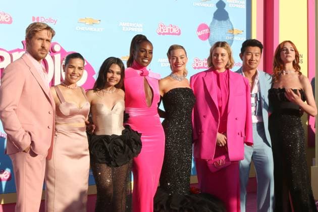 July 9, 2023, Los Angeles, CA, USA: LOS ANGELES - JUL 9: Ryan Gosling, America Ferrera, Ariana Greenblatt, Issa Rae, Margot Robbie Greta Gerwig, Simu Liu, Hari Nef at the Barbie World Premiere at the Shrine Auditorium on July 9, 2023 in Los Angeles, CA Los Angeles USA - ZUMAb170 20230709_zap_b170_151 Copyright: xKayxBlakex