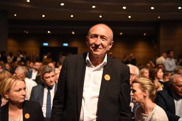 Emmanuel Macron Holds His First Political Meeting - Paris Lyon deputy and mayor Gerard Collomb during French Minister of the Economy, Industry and the Digital Sector and En Marche movement leader Emmanuel Macron s first political meeting at Maison de la Mutualite event hall, in Paris, France on July 12, 2016. Photo by Christian Liewig ABACAPRESS.COM Paris France  Copyright: xLiewigxChristian ABACAx 555049_094 LiewigxChristian ABACAx 555049_094
