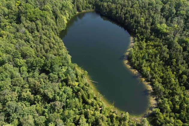 July 10, 2023, MILTON, ON, Canada: The waters of Crawford Lake in Milton, Ont., on Monday, July 10, 2023. MILTON Canada  - ZUMAc35_ 20230710_zaf_c35_224 Copyright: xColexBurstonx