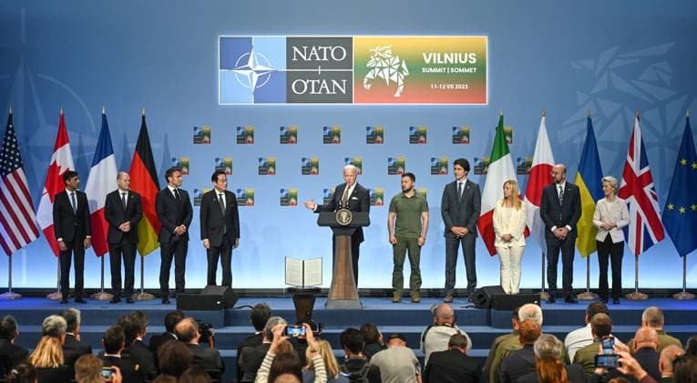 News Themen der Woche KW28 News Bilder des Tages NATO Summit In Vilnius - Day 2 VILNIUS, LITHUANIA - JUNE 12, 2023: The Leaders of the Group of Seven (G7), reaffirm our unwavering commitment to the strategic objective of a free, independent, democratic, and sovereign Ukraine, within its internationally recognized borders, capable of defending itself and deterring future aggression. at the 2023 NATO Summit seen next to the Main Media Center, in Vilnius, Lithuania, in Vilnius, Lithuania, on July 12, 2023. Vilnius Lithuania  Copyright: xArturxWidakx originalFilename: widak-natosumm230712_npRES.jpg
