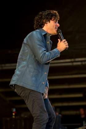 Jack Savoretti at Kew The Music Festival Jack Savoretti performing live at Kew The Music Festival in Kew Garden, London on13th July 2023., Credit:Zoran Veselinovic Avalon UK, London, Kew Garden  Copyright: xZoranxVeselinovicx xAvalonx 0788972732