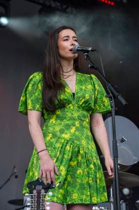 The Wandering Hearts at Kew The Music Festival The Wandering Hearts performing live at Kew The Music Festival in Kew Garden, London on13th July 2023. Tara Wilcox (vocals), Francesca Chess Whiffin (vocals, mandolin), A.J. Dean (vocals, acoustic guitar)., Credit:Zoran Veselinovic Avalon UK, London, Kew Garden  Copyright: xZoranxVeselinovicx xAvalonx 0788976011