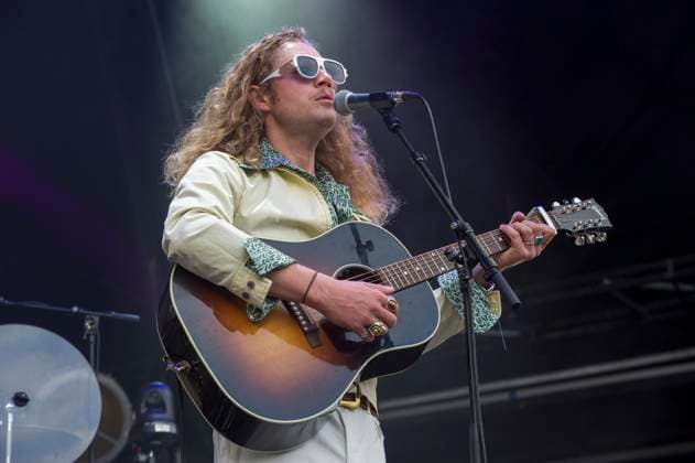 The Wandering Hearts at Kew The Music Festival The Wandering Hearts performing live at Kew The Music Festival in Kew Garden, London on13th July 2023. Tara Wilcox (vocals), Francesca Chess Whiffin (vocals, mandolin), A.J. Dean (vocals, acoustic guitar)., Credit:Zoran Veselinovic Avalon UK, London, Kew Garden  Copyright: xZoranxVeselinovicx xAvalonx 0788976044