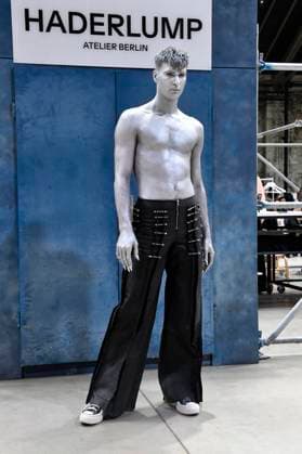 Model at Haderlump Fashion Show Opus Manuum at Berlin Fashion Week Spring Summer 2024 at Wilhelm Studios Berlin, 13 07 2023. Foto:xN.xKubelkax xFuturexImage