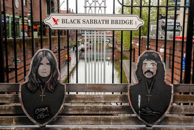 Black Sabbath - Birmingham Originally from Birmingham, Ozzy Osbourne s group, Black Sabbath, has a bridge in their name as well as some walls in their effigy. Birmingham, UK on May 11, 2022. Photo by Denis Prezat ABACAPRESS.COM Birmingham West Midlands United Kingdom  Copyright: xPrezatxDenis ABACAx 810434_003 PrezatxDenis ABACAx 810434_003 