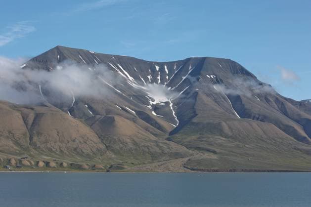 Beautiful nature and landscape near Longyearbyen, Spitsbergen in Norway Beautiful nature and landscape near Longyearbyen, Spitsbergen in Norway. Copyright: xZoonar.com JirixVondrousx 16519739