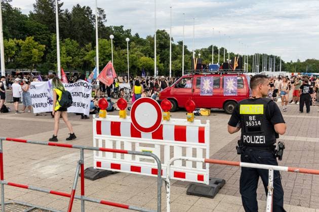 15 07 2023,Berlin,Concert of the band Rammstein in the evening at the Olympiastadion impressions before the start outside the stadium protest against the concert