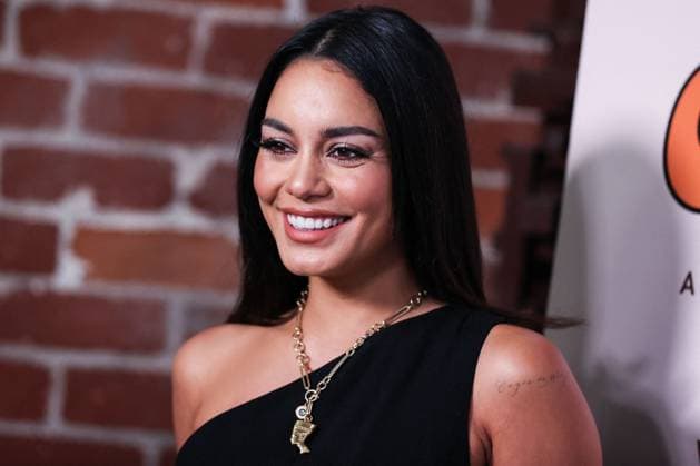 No Kid Hungry x Cali Cares Charity Event - LA American actress and singer Vanessa Hudgens arrives at the No Kid Hungry x Cali Cares Charity Event held at Spago on July 17, 2022 in Beverly Hills, Los Angeles, California, United States. Photo by Xavier Collin Image Press Agency ABACAPRESS.COM Los Angeles California United States  Copyright: xCollinxXavier ImagexPressxAgencyxABACAx 818102_036 CollinxXavier ImagexPressxAgencyxABACAx 818102_036 