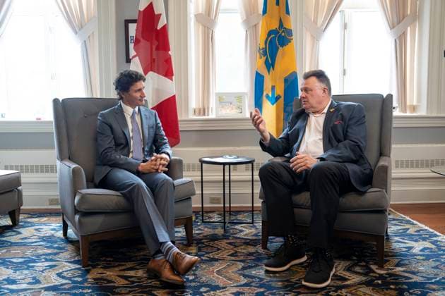 July 17, 2023, Halifax, NS, Canada: Prime Minister Justin Trudeau, left, and Mike Savage, mayor of the Halifax Regional Municipality, meet at City Hall in Halifax, Monday, July 17, 2023. Halifax Canada  - ZUMAc35_ 20230717_zaf_c35_067 Copyright: xDarrenxCalabresex
