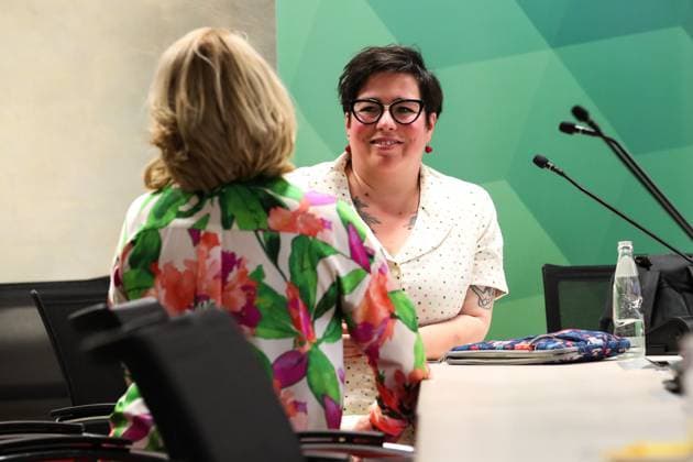 Susan Sziborra-Seidlitz (BÜNDNIS 90 DIE GRÜNEN). Mitglied des Landtags Gesundheits- und Krankenpflegerin hat zu einer Veranstaltung zum Thema Talk of Care Pflege und Politik im Gespräch mit Pflegefachkräften im Landtag eingeladen. *** Susan Sziborra Seidlitz BÜNDNIS 90 DIE GRÜNEN member of the state parliament health and nurse invited to an event on Talk of Care care and politics in conversation with nursing professionals in the state parliament