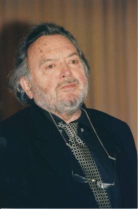 File photo from 1995 --- Will Quadflieg --- German actor *** File photo from 1995 Will Quadflieg German actor