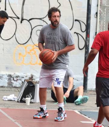 Adam Sandler and Timothee Chalamet Playing Basketball - NYC Actors Adam Sandler and Timothee Chalamet are playing basketball together with some friends in Soho, New York City, NY USA on July 20, 2023. Photo by Dylan Travis ABACAPRESS.COM New York City NY United States  Copyright: xDylanxTravis ABACAx 861442_056 DylanxTravis ABACAx 861442_056 