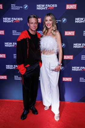 Entertainment Themen der Woche KW29 Entertainment Bilder des Tages 20.0.2023. Düsseldorf. Steffen Schraut und Annika Gassner auf der Bunte New Faces Style Night in der 20° Restobar. Düsseldorf Altstadt Nordrhein-Westfalen Deutschland *** 20 0 2023 Düsseldorf Steffen Schraut and Annika Gassner at Bunte New Faces Style Night at 20° Restobar Düsseldorf Altstadt North Rhine Westphalia Germany