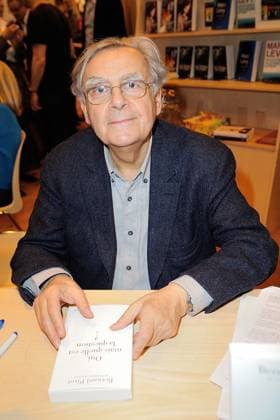 Paris Book Fair Le Salon Du Livre Bernard Pivot signing copies of his book during the Paris Book Fair Le Salon Du Livre held at the Parc des Expositions, Porte de Versailles in Paris, France on March 23, 2013. Photo by Nicolas Briquet ABACAPRESS.COM Paris France  Copyright: xBriquet-Wyters ABACAx 357982_062 Briquet-Wyters ABACAx 357982_062 