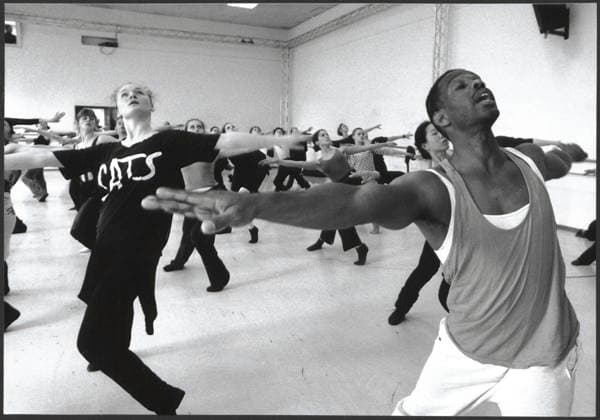 Sachsen, Dresden, historisch, Gret-Palucca Schule, Tanzkurs, Kunst, Tanzen, Ballett, Sommerkurs an der Paluccaschule mit Kelvin O. Hardy; 08.07.1996 Jürgen Lösel ! ACHTUNG Aufnahmedatum laut Beschriftung *** Saxony, Dresden, historical, Gret Palucca School, Dance class, Art, Dancing, Ballet, Summer Course to the Paluccaschule with Kelvin O Hardy 08 07 1996 Jürgen Lösel Attention Date of recording according to Lettering Copyright: xSZ JürgenxLöselx 0000010201201388 ! ACHTUNG Aufnahmedatum laut Beschriftung