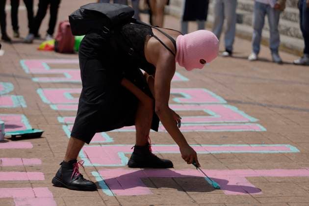 Protest Against Mayor Sandra Cuevas For Social Cleansing Actions In Mexico City Various sexual dissidence collectives, feminists and people dedicated to popular graphics, painted on the ground while demonstrating on the esplanade of the Cuauhtemoc mayor s office in Mexico City, against what they define as social cleansing , ordered through the diamond operation by Mayor Sandra Cuevas, after the implementation of operations that seek order, tranquility and cleanliness of the streets of the district, according to the district. Mexico City Mexico City Mexico  Copyright: xGerardoxVieyrax originalFilename: vieyra-notitle230721_npsYz.jpg
