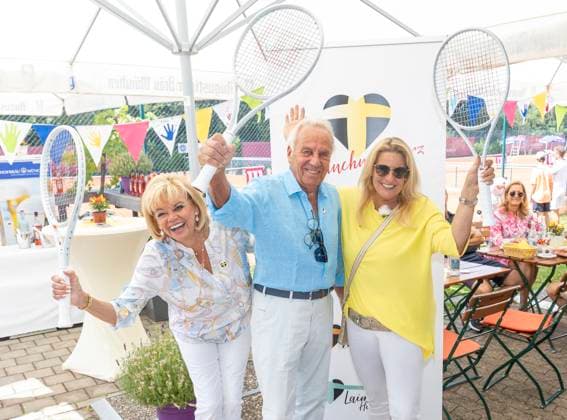 Günther Steinberg with wife Margot and daughter Silja Steinberg Charity Benefit Tennis Doubles Tournament for Munich Heart at Sportpark Beutelstahl in Munich Date 23 07 2023