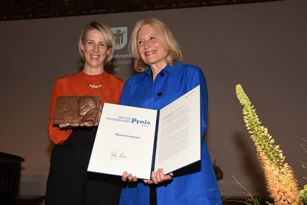 Katrin Habenschaden mayor Maren Kroymann actress cabaret artist award winner Munich 25 07 2023 Marienplatz Old Town Hall Dieter Hildebrandt Award 2023 award ceremony Munich