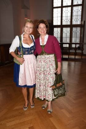 Raphaela Maier actress Daniela Maerz actress Iberl stage Munich 25 07 2023 Marienplatz Old Town Hall Dieter Hildebrandt Prize 2023 award ceremony Munich