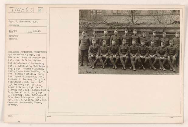 RECORD DATE NOT STATED Enlisted personnel of the Disbursing Quartermaster Corps, 3rd Division, Army of Occupation in Andernach, Rhine, Germany. The photo shows soldiers in two rows, with their names and ranks listed. The photo was taken on January 6, 1919, and the identifier is 49063 13460. Copyright: xpiemagsx 971_86704229 !ACHTUNG AUFNAHMEDATUM GESCHÄTZT!