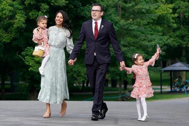 July 26, 2023, Ottawa, ON, Canada: Terry Beech and his family arrive for a cabinet swearing-in ceremony at Rideau Hall in Ottawa on Wednesday, July 26, 2023. Ottawa Canada  - ZUMAc35_ 20230726_zaf_c35_024 Copyright: xAdrianxWyldx