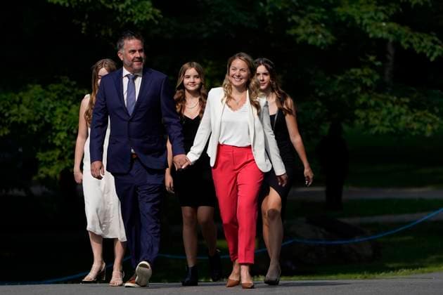 July 26, 2023, Ottawa, ON, Canada: Jenna Sudds arrives for a cabinet swearing-in ceremony at Rideau Hall in Ottawa on Wednesday, July 26, 2023. Ottawa Canada  - ZUMAc35_ 20230726_zaf_c35_028 Copyright: xAdrianxWyldx