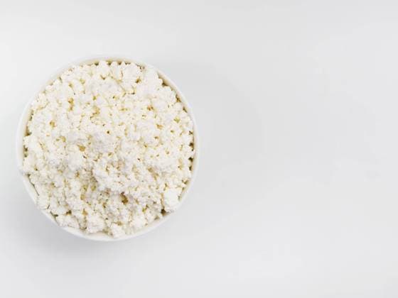 Schüssel voll Hüttenkäse 2. Auflösung und hohe Qualität schönes Foto *** Bowl full Cottage cheese 2 Resolution and high Quality Beautiful Photo Copyright: imageBROKER OleksandrxLatkun ibxole09443943.jpg