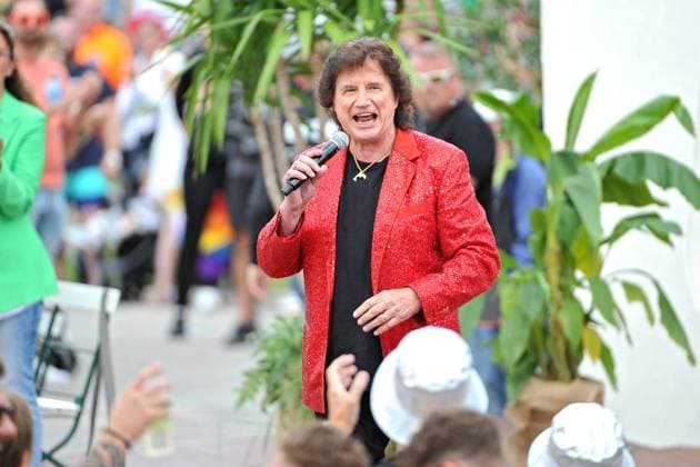 Entertainment Themen der Woche KW30 Bilder des Tages ZDF - Fernsehgarten. Sänger Olaf der Flipper Malolepski während der ZDF - Unterhaltungsshow Fernsehgarten am 30.07.2023 in Mainz. 20230730MWI88241 *** ZDF Fernsehgarten singer Olaf der Flipper Malolepski during the ZDF entertainment show Fernsehgarten on 30 07 2023 in Mainz 20230730MWI88241