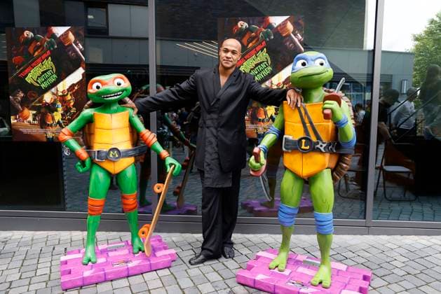 Bilder des Jahres 2023, Entertainment 07 Juli Entertainment Themen der Woche KW30 Bilder des Tages Malick Bauer beim Teenage Mutant Ninja Turtles: Mutant Mayem Special Screening am 30.07.2023 in Berlin Teenage Mutant Ninja Turtles Screening in Berlin *** Malick Bauer at Teenage Mutant Ninja Turtles Mutant Mayem Special Screening on 30 07 2023 in Berlin Teenage Mutant Ninja Turtles Screening in Berlin 