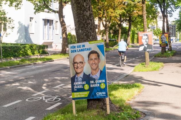 Augsburg, Bavaria, Germany - July 30, 2023: Election posters for the 2023 state election in Bavaria hang on trees in Augsburg s city center. Election poster CSU (Christian Social Union in Bavaria) *** An Bäumen in der Augsburger Innenstadt hängen Wahlplakate zur Landtagswahl 2023 in Bayern. Wahlplakat CSU (Christlich-Soziale Union in Bayern)