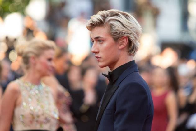CANNES 2016 - MONTEE DES MARCHE DU FILM JULIETA Lucky Blue Smith - CANNES 2016 - MONTEE DES MARCHE DU FILM JULIETA Photo by Nasser Berzane ABACAPRESS.COM Cannes France  Copyright: xBerzanexNasser ABACAx BRAbaca20190220_2413 BerzanexNasser ABACAx BRAbaca20190220_2413 