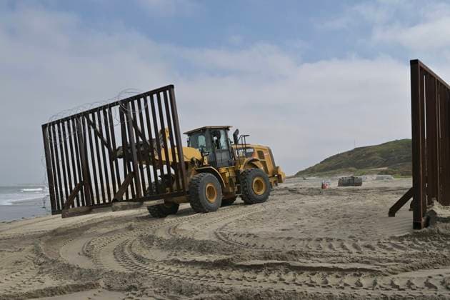 August 2, 2023, Tijuana, Baja California, Mexico: US-Mexico border construction on the secondary fence advanced in Playas de Tijuana on Wednesday, August 2, 2023, as 30-foot fence panels have been installed along with a new sliding gated fence entryway at the San Diego-Tijuana Friendship Park area. Cranes and construction workers have begun dismantling some of the primary fencing as well along the beach border that goes into the Pacific Ocean. Tijuana Mexico - ZUMAm180 20230802_zip_m180_015 Copyright: xCarlosxA.xMorenox