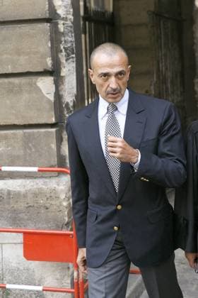 Trial opening of Sofremi - Paris Iskandar Safa arrives at the magistrates court in Paris, France on October 9, 2007. Eight close collaborators of Charles Pasqua and one of his sons, Pierre-Philippe Pasqua, accused of misappropriations of funds, from 1993 to 1995, to the detriment of the SOFREMI society. Photo by Corentin Fohlen ABACAPRESS.COM Paris France  Copyright: xx 133941_15 x 133941_15 