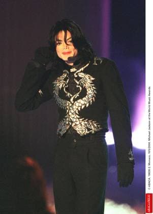 World Music Awards - Monaco ABACA. 18630-2. Monaco, 10 5 2000. Michael Jackson at the World Music Awards. Monaco Monaco  Copyright: xABACAx 18630_02 ABACAx 18630_02