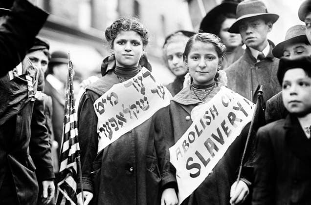 Teen Girls participating in Child Labor Demonstration, Labor Parade, New York City, New York, USA, Bain News Service, 1909  Copyright: xCircaxImagesx ghi-circa01586