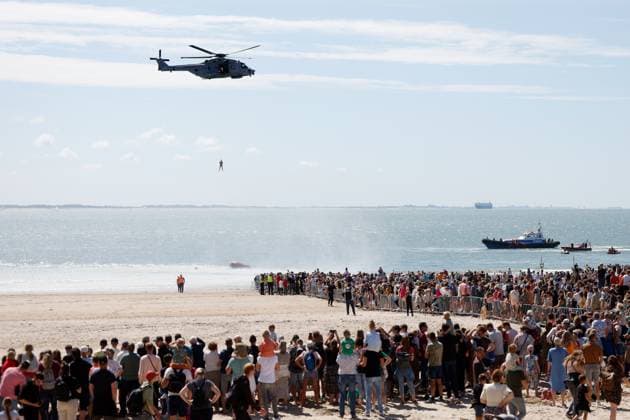 Bilder des Jahres 2023, News 08 August News Themen der Woche KW32 News Bilder des Tages VLISSINGEN - Rescue operation during the rescue event Rescue Zeeland. The event is organized once every two years to introduce the general public to the assistance provided by, among others, the police and the Ministry of Defence. ANP BAS CZERWINSKI netherlands out - belgium out  Copyright: xx x475241161x originalFilename: 475241161.jpg