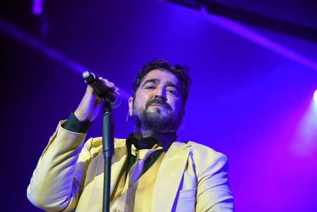 August 9, 2023, Sitges, Spain: Spanish singer Antonio Orozco performs live on stage at Festival Jardins de Terramar in Sitges. Sitges Spain - ZUMAs197 20230809_aaa_s197_132 Copyright: xRamonxCostax