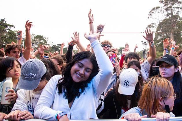 August 11, 2023, San Francisco, California, United States: Attendees enjoy Outside Lands fifteenth anniversary during Day 1 of Outside Lands Music Festival on Friday August 11th, 2023 in San Francisco, California. Shot by San Francisco United States - ZUMAs181 20230811_zea_s181_004 Copyright: xAnniexLesserx